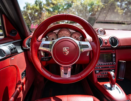location-PORSCHE-Courbevoie-roadstr