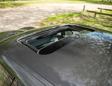 location-PORSCHE-Courbevoie-roadstr