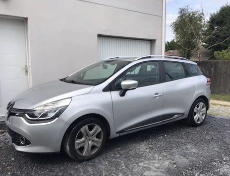 location-RENAULT-Pessac-roadstr