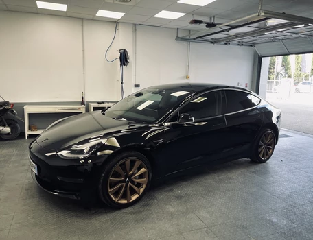 location-TESLA-Annecy-roadstr