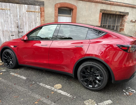 location-TESLA-Bordeaux-roadstr